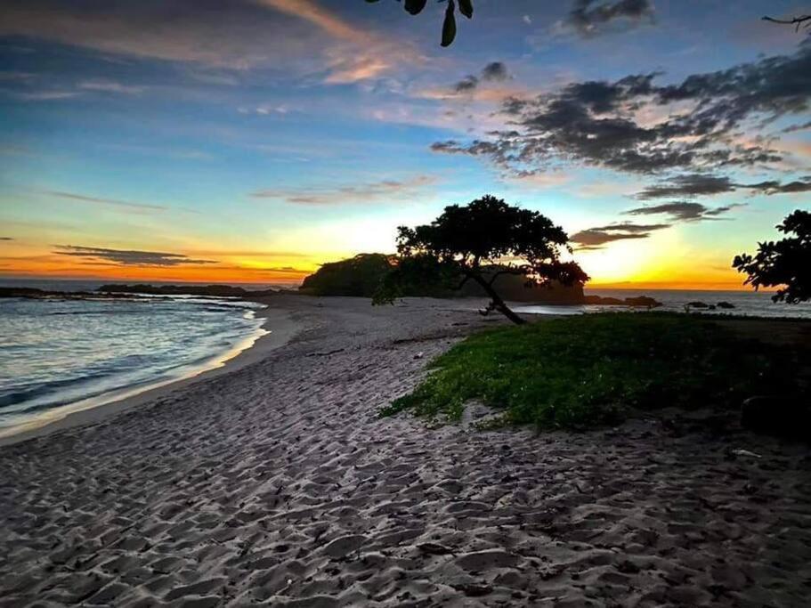 Вилла Casa Vacacional Brisas Del Mar San Juanillo Экстерьер фото